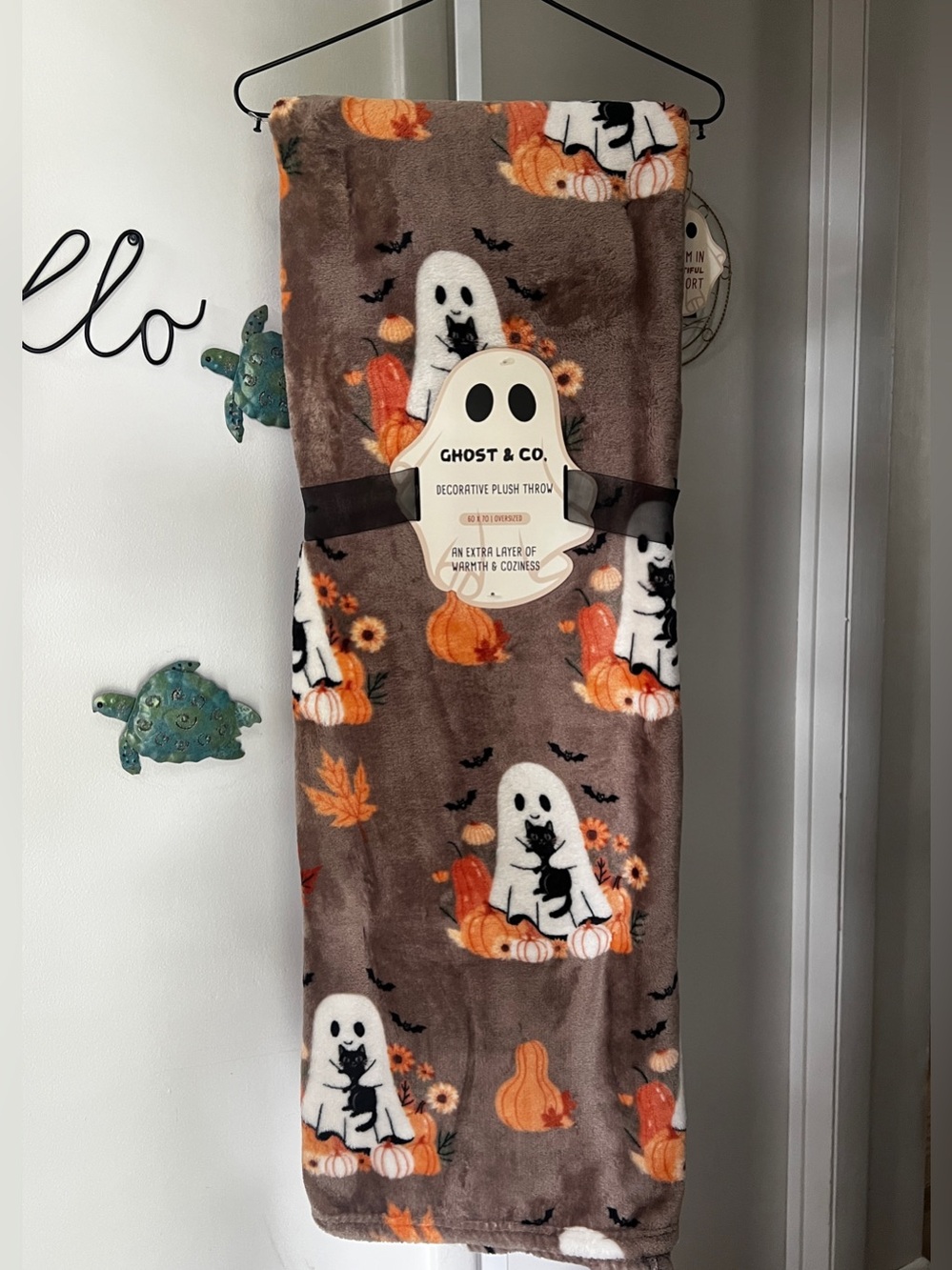NEW Ghost & Co. Fall Ghost Holding Black Cat Floral Pumpkins Blanket 60”x70”
